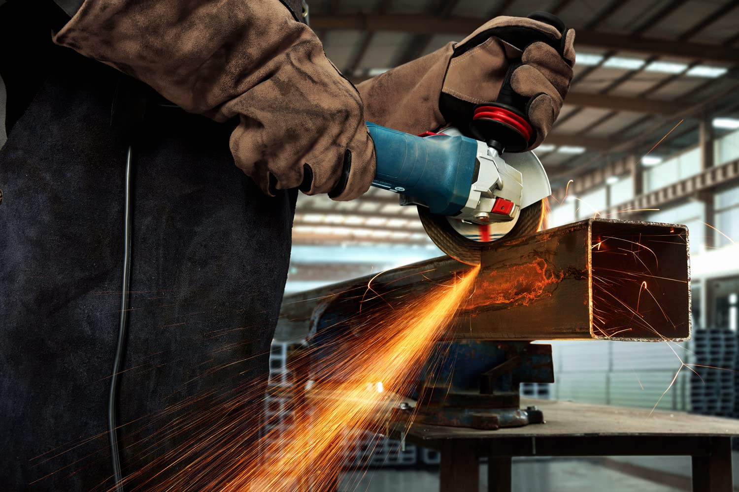Bosch Professional GWS 12-125 S Small Angle Grinder - Image 3