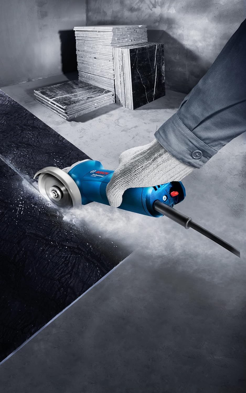 Bosch Professional GWS 800 Corded Electric Angle Grinder, M10, 800W, 100 mm Disc Dia, with Auxiliary Handle - Image 2