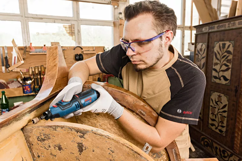 Bosch GRO 12V-35 PROFESSIONAL CORDLESS ROTARY TOOL - Image 2