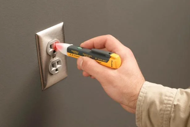 FLUKE 1 AC Voltage Detector - Image 2