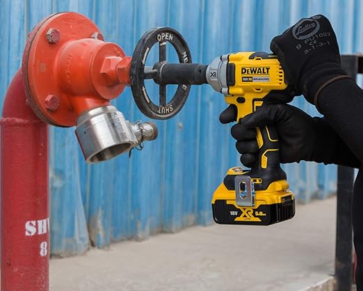 DCF897N-XJ 18V, 950Nm, Impact Wrench - Image 2