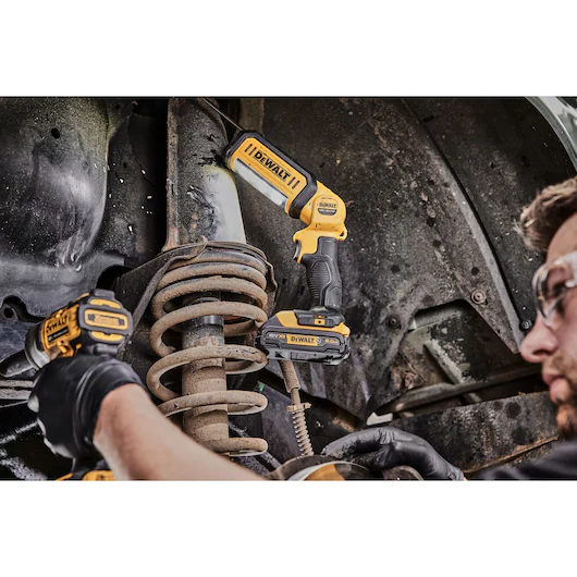 Dewalt DCL050-XJ 18V LED light - Image 3